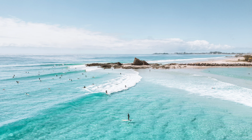 Mobile surfboard hire currumbin